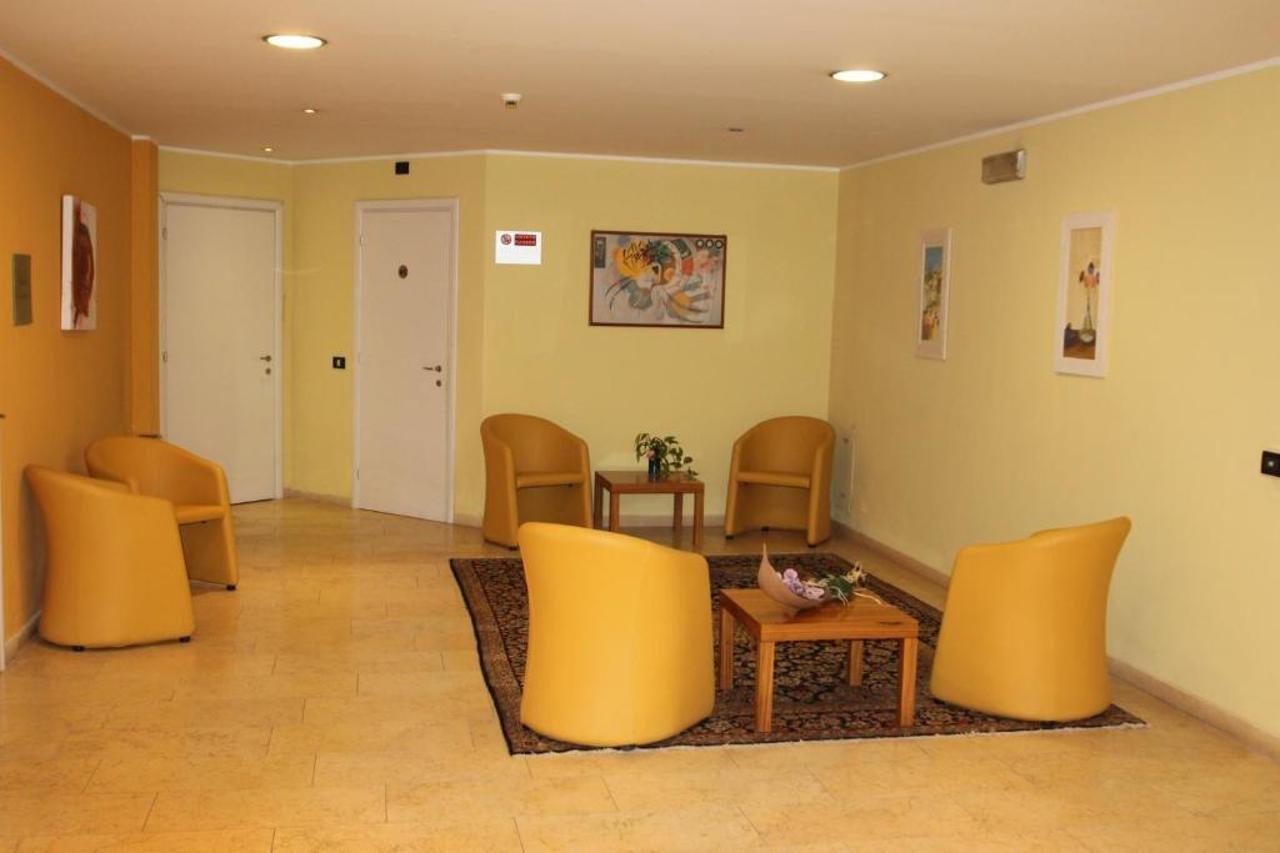 Mh Hotel Piacenza Fiera Eksteriør bilde