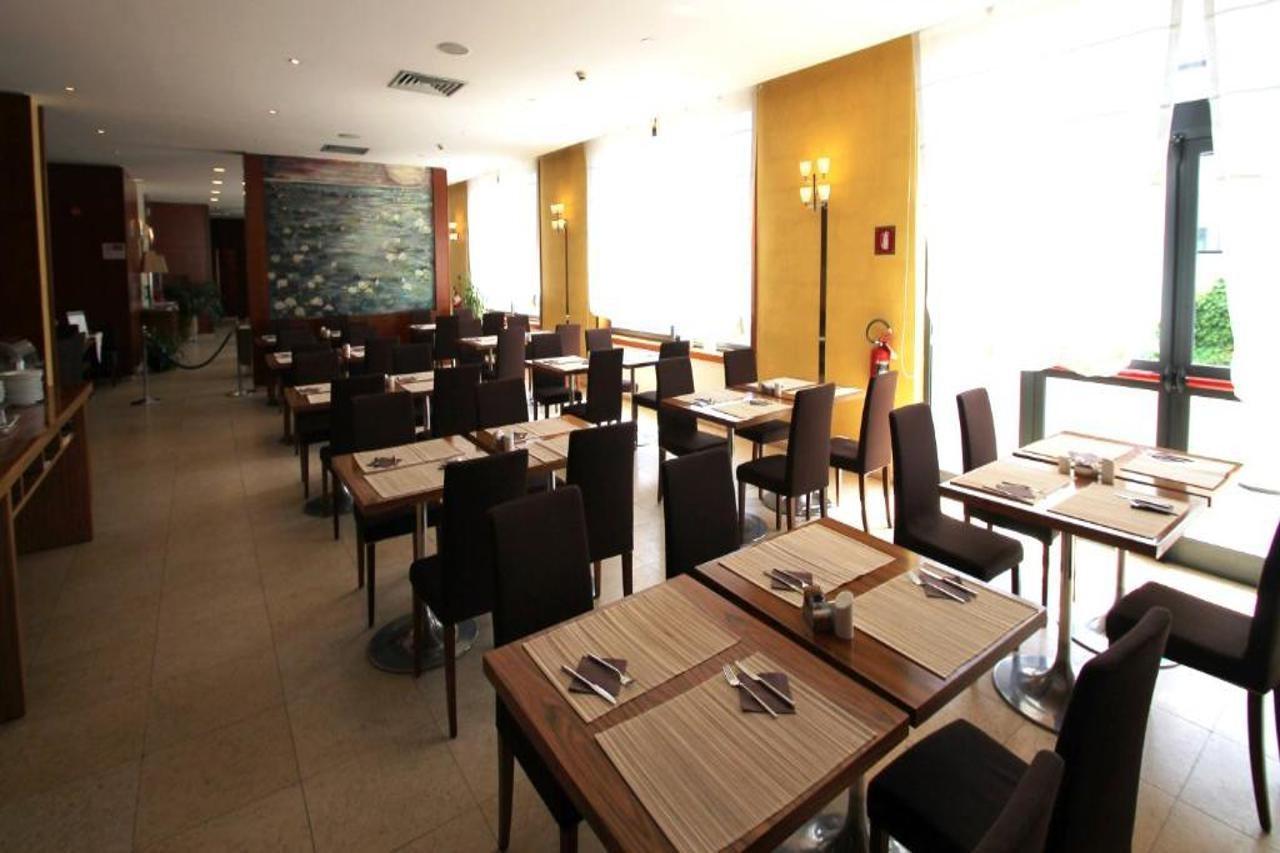 Mh Hotel Piacenza Fiera Eksteriør bilde