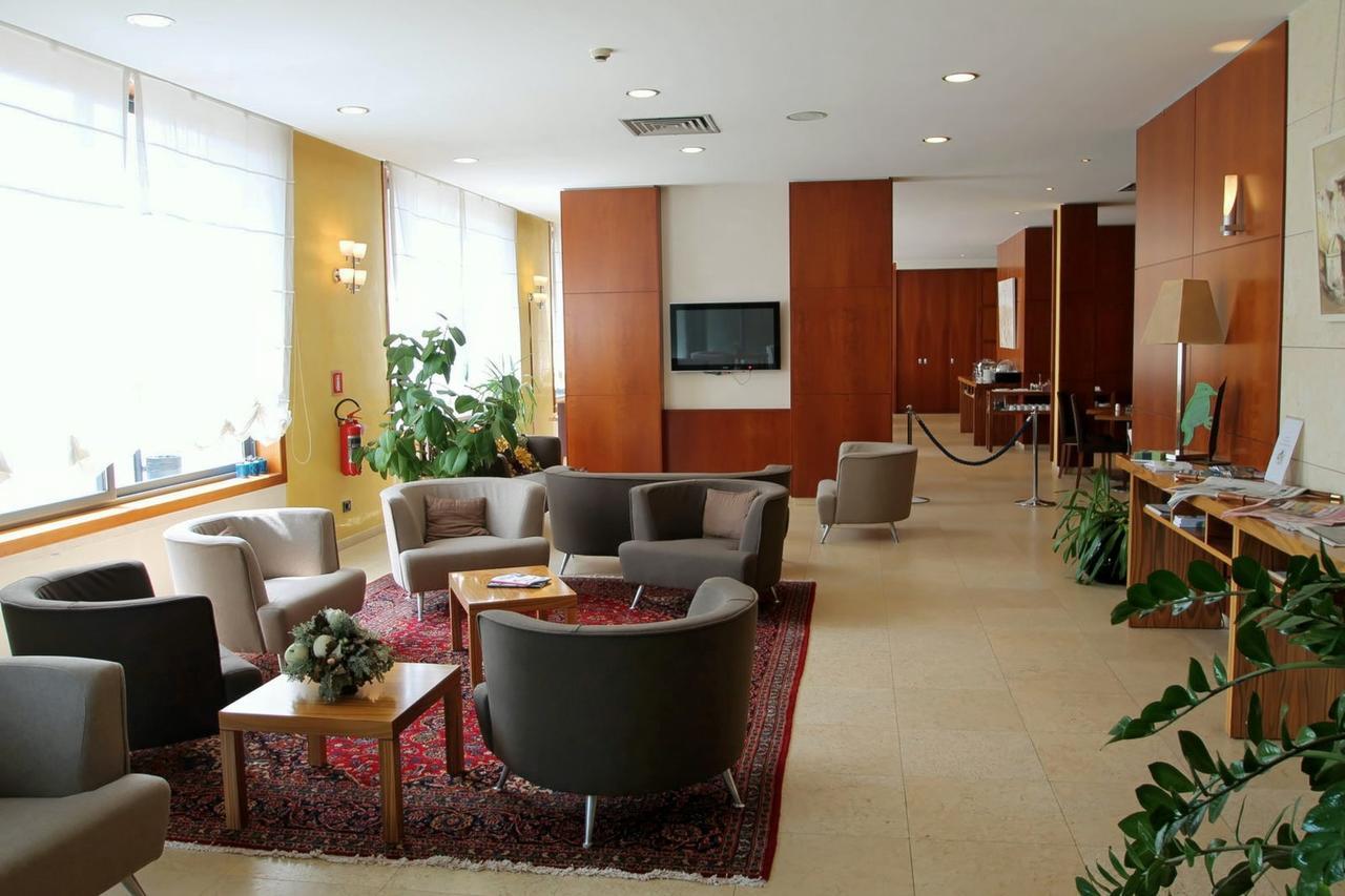 Mh Hotel Piacenza Fiera Eksteriør bilde