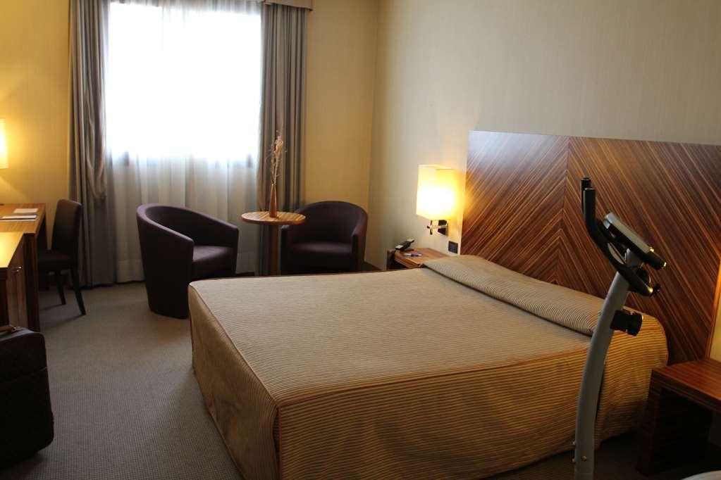 Mh Hotel Piacenza Fiera Rom bilde